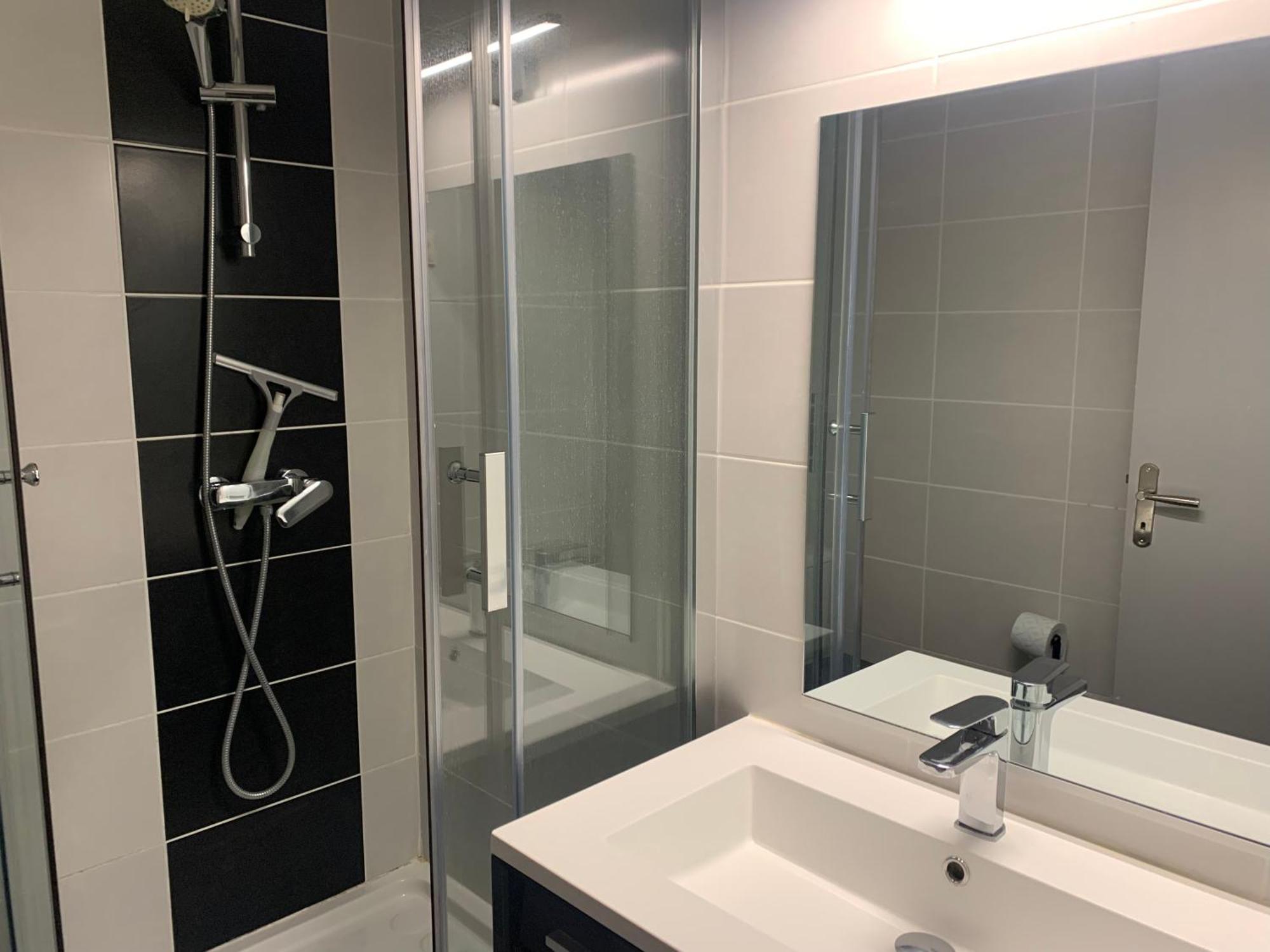 Les 3 Tours Et Parking Apartment La Rochelle  Exterior photo